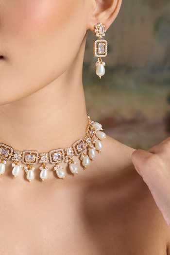 Shop Nazaakat By Samara Singh Gold Plated Stone Drop Choker Necklace And Earrings Set Shop_Nazaakat By Samara Singh_Gold Plated Stone Drop Choker Necklace And Earrings Set