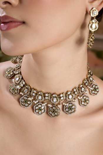 Nazaakat By Samara Singh Gold Plated Floral Embellished Choker Necklace Set at Aza Fashions Nazaakat By Samara Singh_Gold Plated Floral Embellished Choker Necklace Set _at_Aza_Fashions