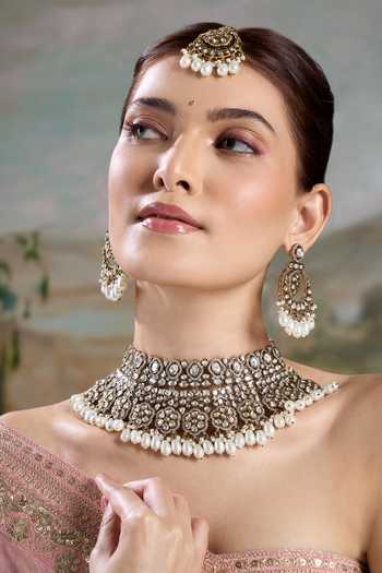 Shop Nazaakat By Samara Singh Gold Plated Heavy Embellished Necklace Set Shop_Nazaakat By Samara Singh_Gold Plated Heavy Embellished Necklace Set