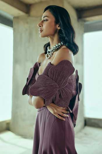 Supria Munjal Mauve Crepe Fabric Flowers Sweetheart Neck Petal Sculpted Gown Online at Aza Fashions Supria Munjal_Mauve Crepe Fabric Flowers Sweetheart Neck Petal Sculpted Gown _Online_at_Aza_Fashions