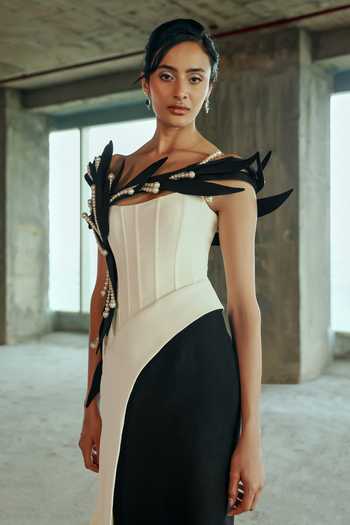 Supria Munjal Black Crepe Pearls, Feathers Bandeau Neck Sculptural Gown Online at Aza Fashions Supria Munjal_Black Crepe Pearls, Feathers Bandeau Neck Sculptural Gown _Online_at_Aza_Fashions