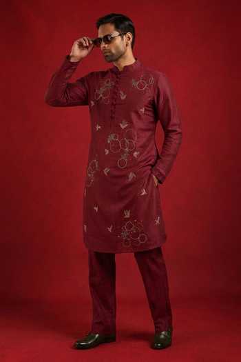 Heartistry By Anky Nawab Ring Embroidered Kurta 