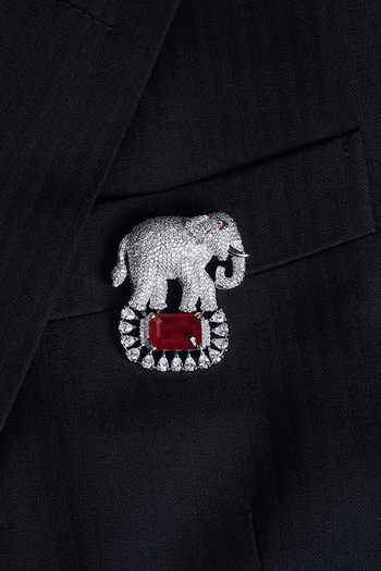 Buy_Modarta_Silver Single Elephant Crystal Brooch Pin _Online_at_Aza_Fashions