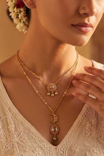 Zariin Chaand Roop Embellished Pendant Necklace 