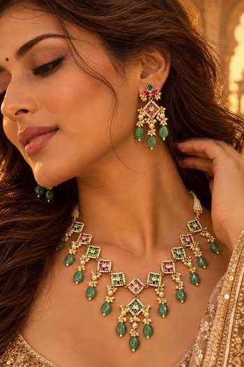 Tussya_Gold Plated Maharani Kundan Necklace Set _Online_at_Aza_Fashions