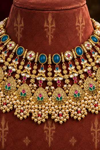 Tussya Lalita Kundan Necklace Set 