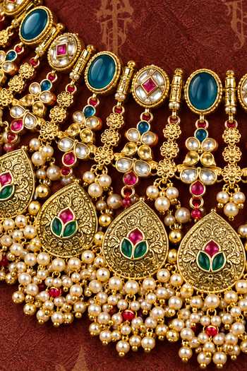 Buy Tussya Gold Plated Lalita Kundan Necklace Set Online at Aza Fashions Buy_Tussya_Gold Plated Lalita Kundan Necklace Set _Online_at_Aza_Fashions