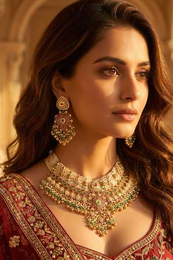 Tussya Suhasini Kundan Necklace Set 
