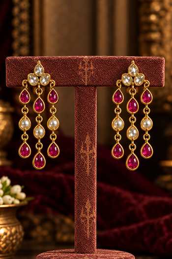Tussya Gold Plated Hiranyashree Kundan Necklace Set Online at Aza Fashions Tussya_Gold Plated Hiranyashree Kundan Necklace Set _Online_at_Aza_Fashions