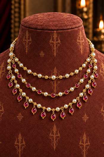 Buy Tussya Gold Plated Hiranyashree Kundan Necklace Set Online at Aza Fashions Buy_Tussya_Gold Plated Hiranyashree Kundan Necklace Set _Online_at_Aza_Fashions