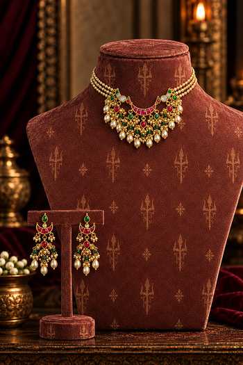 Tussya Mrigakshi Kundan Necklace Set 