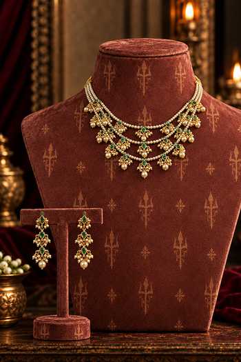 Tussya Charumukhi Kundan Necklace Set 