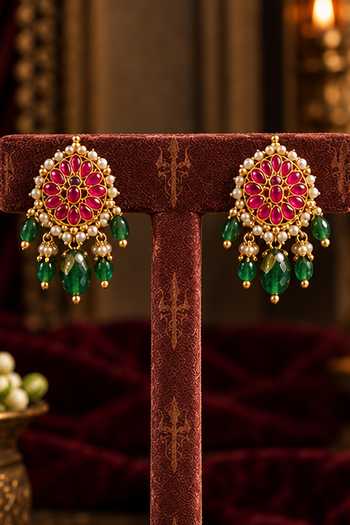 Tussya Gold Plated Padmalekha Kundan Necklace Set Online at Aza Fashions Tussya_Gold Plated Padmalekha Kundan Necklace Set _Online_at_Aza_Fashions