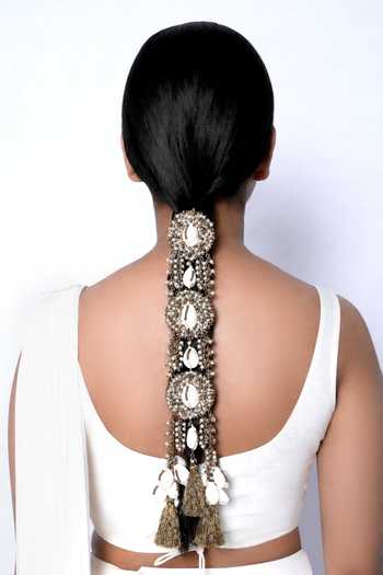 Vaidaan Nandita Shell Embroidered Hair Accessory 