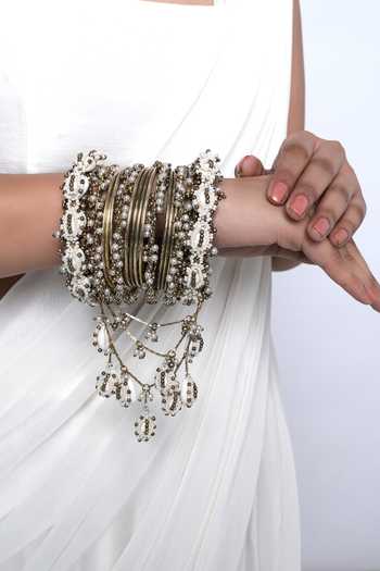 Vaidaan Aamya Antique Bangle - Single Pc 