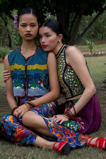 Shop_Amka_Navy Crepe, Chiffon Round Neck Assagao Sleeveless Top Skirt Set _Online_at_Aza_Fashions