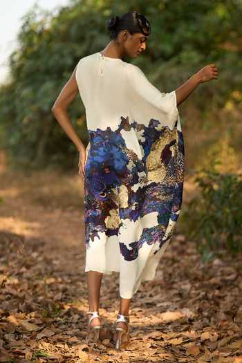 Amka Ozran Flowy Kaftan 