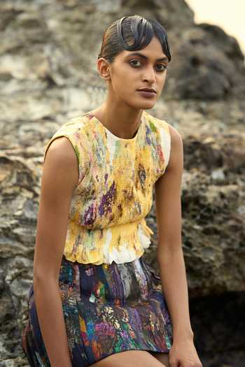 Amka Bougie Smocked Top 