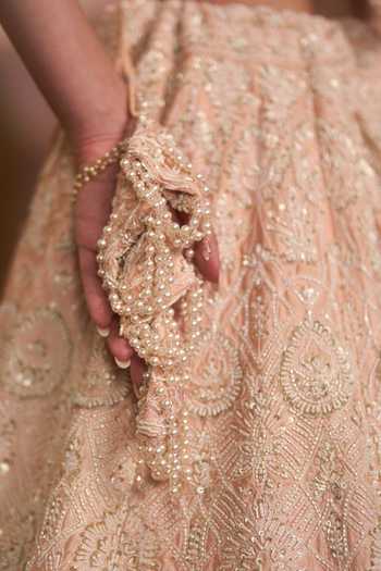 Buy Angad Singh Peach Raw Silk Sweetheart Neck Pehli Kiran Lehenga Set Buy_Angad Singh_Peach Raw Silk Sweetheart Neck Pehli Kiran Lehenga Set