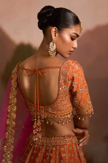 Angad Singh_Orange Raw Silk V-neck Angeethi Rust Lehenga Set _Online_at_Aza_Fashions