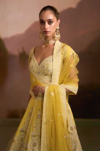 Buy Angad Singh Yellow Raw Silk Sweetheart Neck Haldi Lime Lehenga Set Online at Aza Fashions Buy_Angad Singh_Yellow Raw Silk Sweetheart Neck Haldi Lime Lehenga Set _Online_at_Aza_Fashions