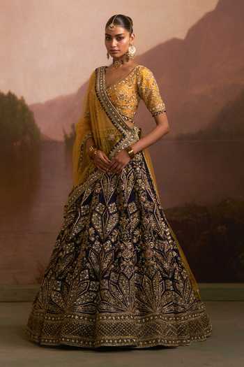 Buy_Angad Singh_Blue Raw Silk V-neck Pichhli Raat Lehenga Set _Online_at_Aza_Fashions