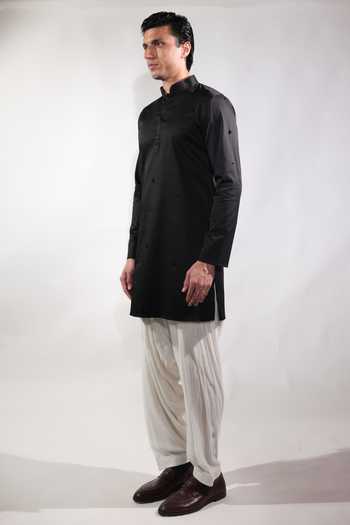 Shop Jubinav Chadha Black Cotton, Georgette, Lycra Fringed Open Jacket And Kurta Set Shop_Jubinav Chadha_Black Cotton, Georgette, Lycra Fringed Open Jacket And Kurta Set