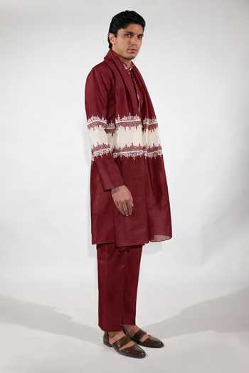 Jubinav Chadha Burgundy Silk Chanderi Color Block Embroidered Kurta Set Online at Aza Fashions Jubinav Chadha_Burgundy Silk Chanderi Color Block Embroidered Kurta Set _Online_at_Aza_Fashions