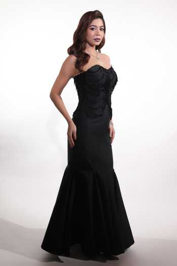 Buy Jubinav Chadha Black Taffeta Beads, Crystals, Fringe Bandeau Neck Corset And Fishtail Skirt Set Online at Aza Fashions Buy_Jubinav Chadha_Black Taffeta Beads, Crystals, Fringe Bandeau Neck Corset And Fishtail Skirt Set _Online_at_Aza_Fashions