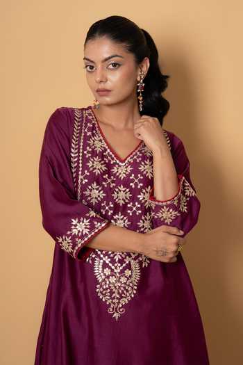 Kameez Purple Chanderi, Cotton V-neck Embroidered Kurta And Pant Set at Aza Fashions Kameez_Purple Chanderi, Cotton V-neck Embroidered Kurta And Pant Set _at_Aza_Fashions