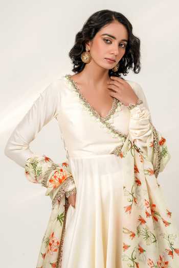 Shwetanga Ivory Organza, Chanderi, Crepe, Tulle Neckline Embroidered Angarkha Anarkali Set Online at Aza Fashions Shwetanga_Ivory Organza, Chanderi, Crepe, Tulle Neckline Embroidered Angarkha Anarkali Set _Online_at_Aza_Fashions