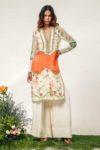 Shop Shwetanga Ivory Organza, Crepe V-neck Printed Kurta And Salwar Set Shop_Shwetanga_Ivory Organza, Crepe V-neck Printed Kurta And Salwar Set