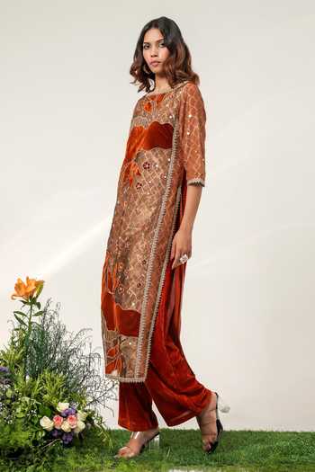Buy Shwetanga Red Georgette, Tissue, Velvet Boat Neck, Yes Royal Patchwork Kurta And Pant Set Buy_Shwetanga_Red Georgette, Tissue, Velvet Boat Neck, Yes Royal Patchwork Kurta And Pant Set