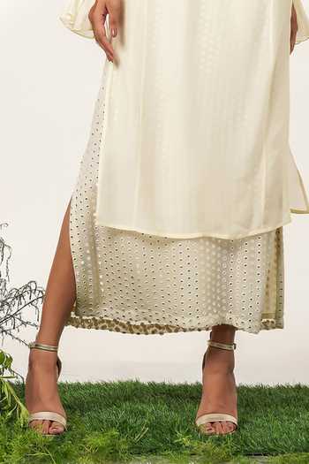 Buy Shwetanga Ivory Organza, Georgette Collared Neck, Yes Flora Patchwork Kurta Online at Aza Fashions Buy_Shwetanga_Ivory Organza, Georgette Collared Neck, Yes Flora Patchwork Kurta _Online_at_Aza_Fashions