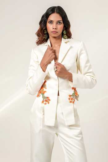 Shwetanga Solitary Embroidered Nysa Silk Blazer & Pant Set