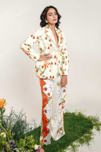 Shop Shwetanga Ivory Silk, Crepe Mosaic Canvas Print Blazer And Pant Set Online at Aza Fashions Shop_Shwetanga_Ivory Silk, Crepe Mosaic Canvas Print Blazer And Pant Set _Online_at_Aza_Fashions