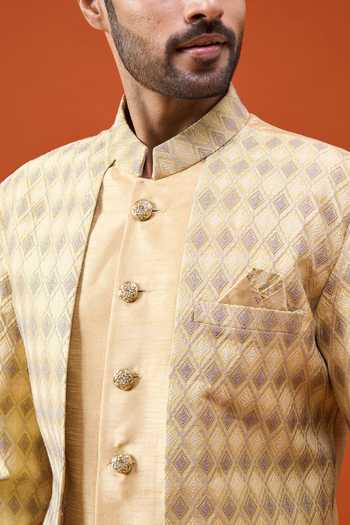 Arihant Rai Sinha Gold Silk, Jacquard, Polyester, Self Geometric Pattern Layered Sherwani Set at Aza Fashions Arihant Rai Sinha_Gold Silk, Jacquard, Polyester, Self Geometric Pattern Layered Sherwani Set _at_Aza_Fashions