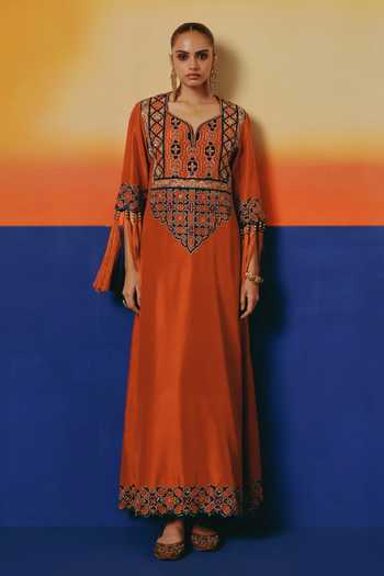Warra Yoke Embroidered Kaftan & Pant Set 