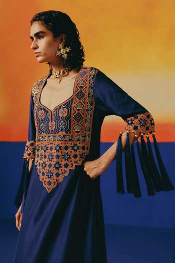 Buy Warra Blue Silk Split V-neck Placement Embroidered Kaftan And Pant Set Online at Aza Fashions Buy_Warra_Blue Silk Split V-neck Placement Embroidered Kaftan And Pant Set _Online_at_Aza_Fashions