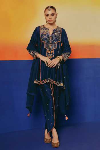 Warra Leaf Hand Embroidered Pure Silk Kurta Set 