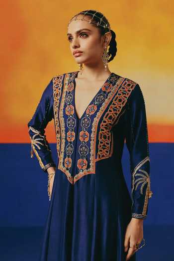 Buy Warra Blue Silk, Dupion V-neck Hand Embroidered Anarkali Online at Aza Fashions Buy_Warra_Blue Silk, Dupion V-neck Hand Embroidered Anarkali _Online_at_Aza_Fashions