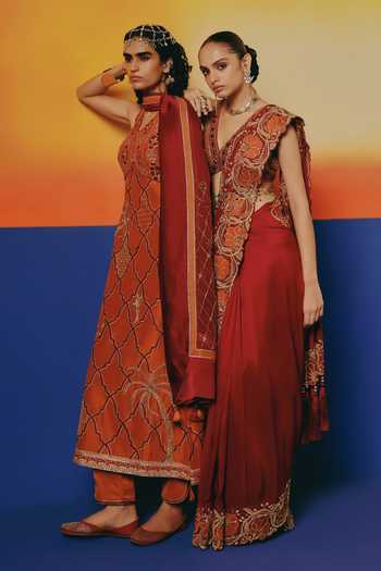 Warra Red Silk V-neck Border Embroidered Saree With Blouse Online at Aza Fashions Warra_Red Silk V-neck Border Embroidered Saree With Blouse _Online_at_Aza_Fashions