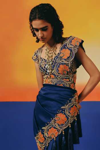 Shop Warra Blue Silk Notched Neck Placement Embroidered Saree With Blouse Online at Aza Fashions Shop_Warra_Blue Silk Notched Neck Placement Embroidered Saree With Blouse _Online_at_Aza_Fashions