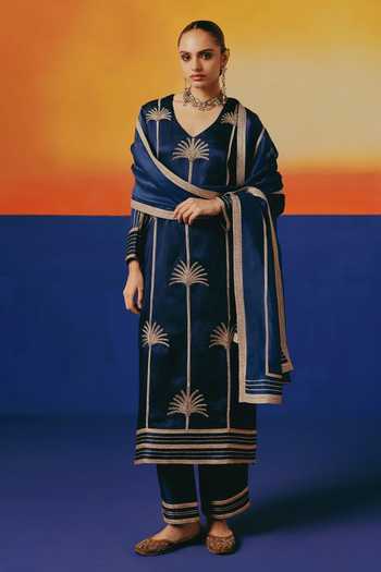 Warra Palm Trees Embroidered Kurta Set 
