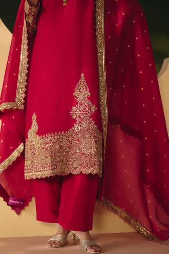 Buy_Mrunalini Rao_Red Silk, Organza Round Neck Mrida Embroidered Kurta Set _Online_at_Aza_Fashions