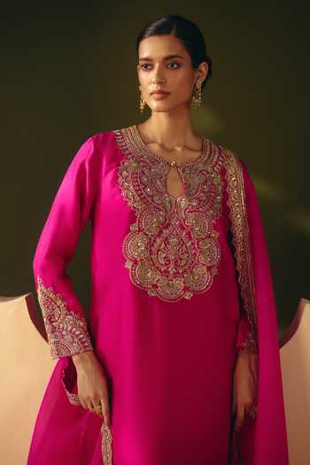 Mrunalini Rao_Pink Silk, Organza Keyhole Neck, Yes Pravya Kurta Pant Set _at_Aza_Fashions