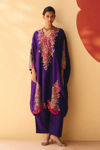 Mrunalini Rao Vasundhara Embroidered Kurta & Pant Set 