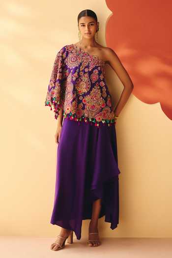 Mrunalini Rao Pratha One Shoulder Cape Set 