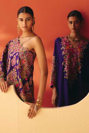 Shop Mrunalini Rao Purple Silk, Cotton One Shoulder Pratha Cape Set Shop_Mrunalini Rao_Purple Silk, Cotton One Shoulder Pratha Cape Set