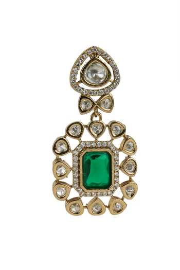 Shop Nazaakat By Samara Singh Gold Plated Pendant Embellished Necklace Set Shop_Nazaakat By Samara Singh_Gold Plated Pendant Embellished Necklace Set